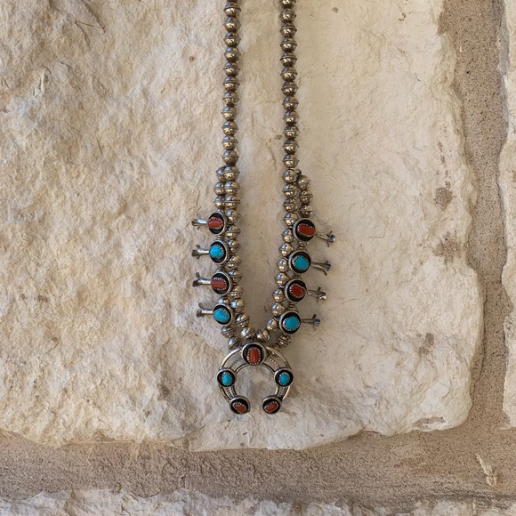 VintAge Turqouise coral squash blossom - Picture 5 of 7